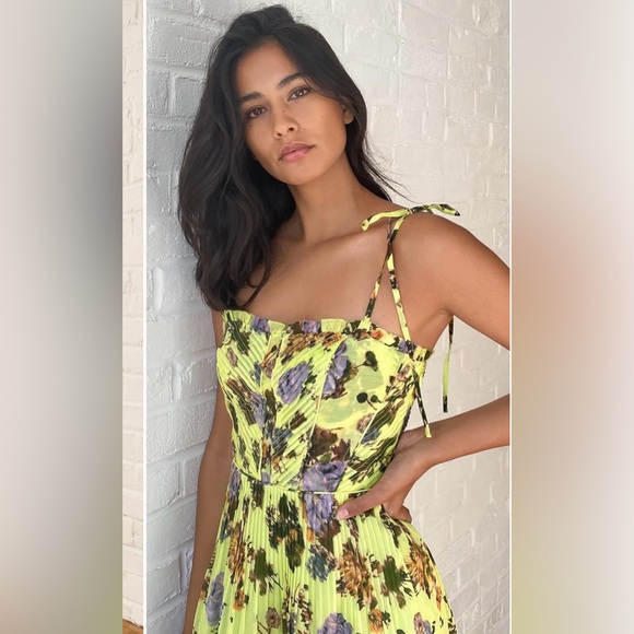 Ulla Johnson Loraine Dress in Primrose 0 - Picture 2 of 11